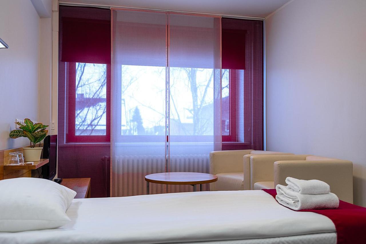 Tartu Rakendusliku Kolledzi Hotell Екстер'єр фото