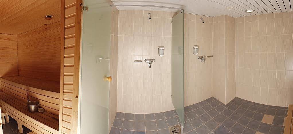 Tartu Rakendusliku Kolledzi Hotell Екстер'єр фото